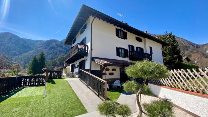 B&B Enjoy Ledro,,2 star