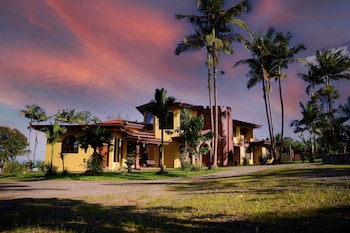 mansion arenal
