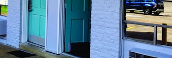 the grand motel inn and suite louisville