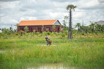 Mangala Village,Cambodia>>Kampong Trabaek,3.5 star