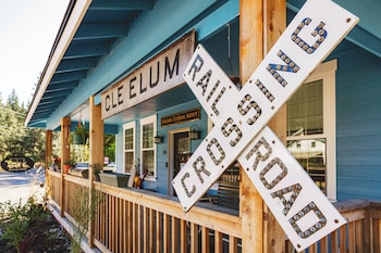 Iron Horse Inn Bed & Breakfast,South Cle Elum>>Cle Elum,2 star