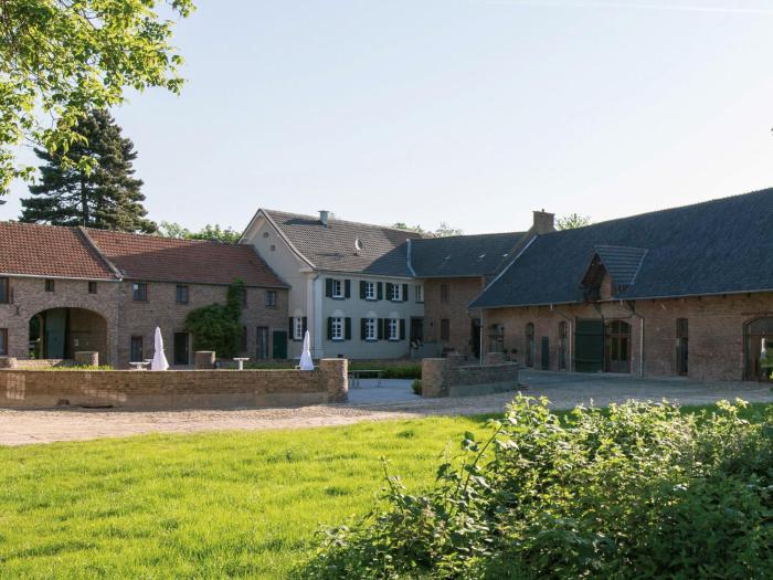 Gut Hohenholz,Bergheim>>Bedburg,4 star
