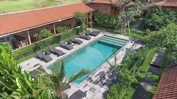 bajalo cottage canggu