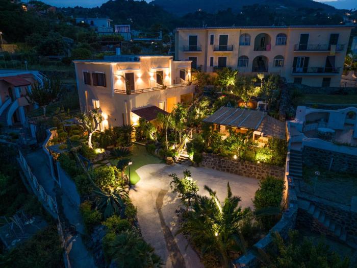 B&B La Rosa,Ischia Island>>Ischia,0 star