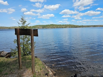 mazinaw lakeside resort