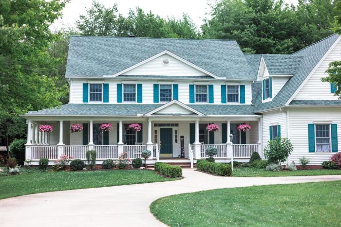 The Inn At Woodsong Acres,Kingsville>>Conneaut,2 star
