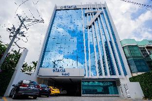 stacia hotel