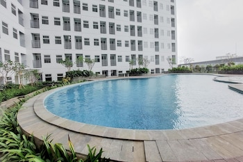 homey and good deal studio serpong garden apartment