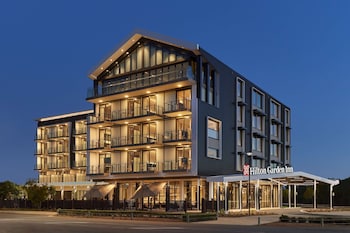 Hilton Garden Inn Busselton,Margaret River Wine Region>>Busselton,3 star