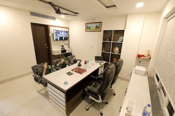 Hotel The Heights,India>>Haridwar,3 star