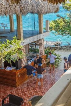 Isla Del Pirata - Oficina De Reserva,Colombia>>Cartagena,3 star