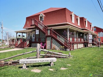 Auberge Akamaraska,Kamouraska Regional County Municipality>>Kamouraska,3 star