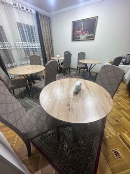 amanat hostel