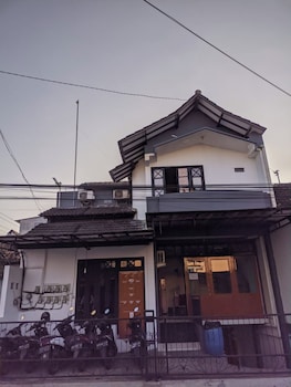 Kingkost Nogotirto,Indonesia>>Sleman,4 star