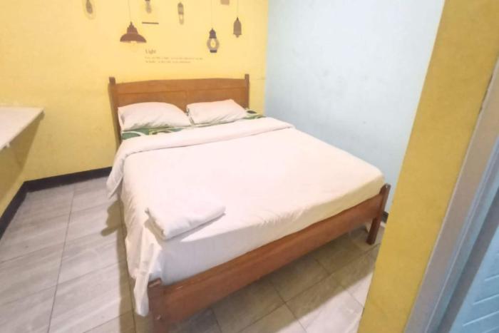Oyo 92877 Hotel Rainbow 7296,Indonesia>>Semarang,2 star
