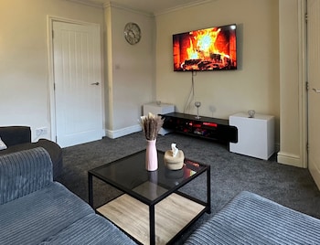 The Hideaway By Elegant Apartments,United Kingdom>>Bradford,2 star
