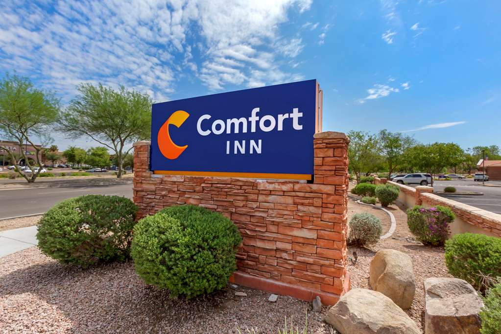 comfort inn and suites north glendale and peoria