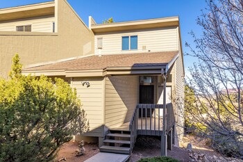 Bear Paw,United States Of America>>Flagstaff,3 star