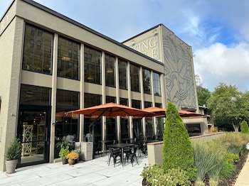 Meeting House Boutique Hotel,United States Of America>>Falls Church,3 star