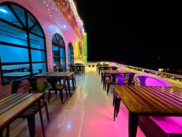 Nath Palace,Awaleshpur, Varanasi,3 star