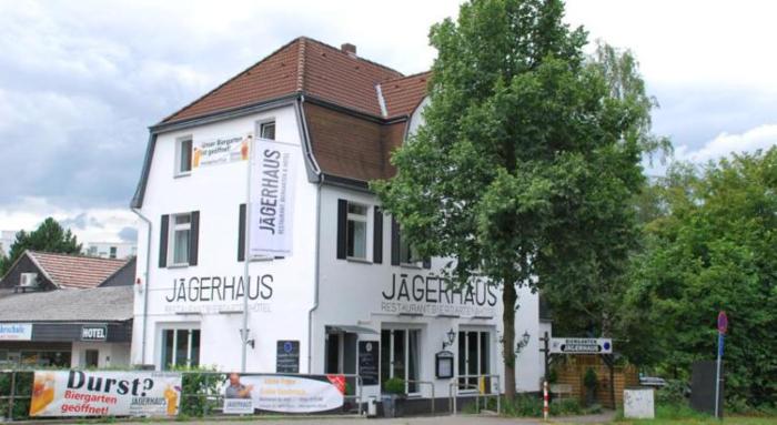 Monis Jagerhaus