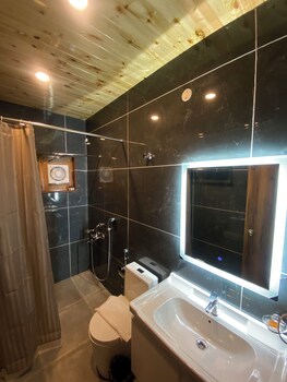 Oakwood Hamlet Resort - Shoghi - Shimla,Shimla>>Kandaghat,4 star