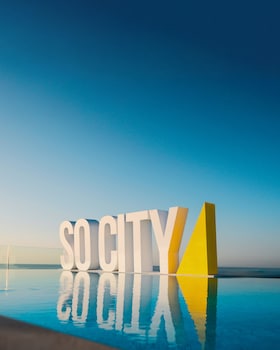 so city hotel