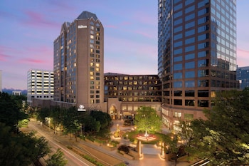 hilton charlotte uptown