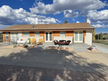 Bryce Canyon Country Inn,United States Of America>>Tropic,2 star