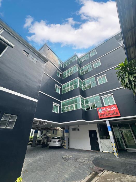 metro link ratchada hotel