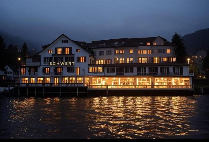 Seehotel Schwert,Lucerne>>Gersau,3 star