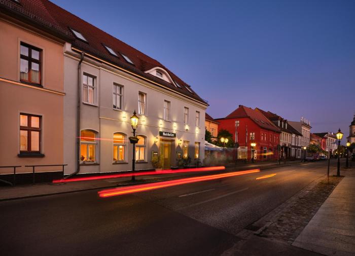 Ratskeller Hotel & Restaurant Lindow,Luhme>>Lindow,3 star