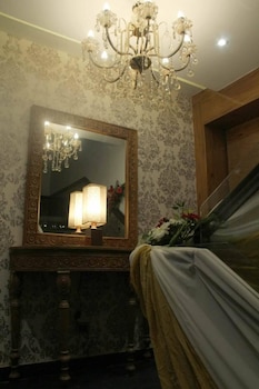 The Daffodils Hotel & Restaurant,India>>Dehradun,3 star