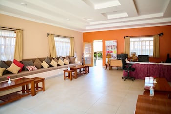 pelican lodge lake elementaita