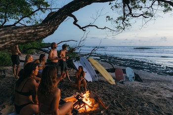 Dream Surf House Avellana,Costa Rica>>Tamarindo,3 star