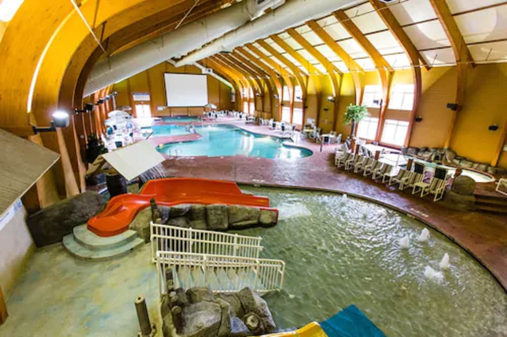 Cranberry Country Lodge,Camp Douglas>>Black River Falls,2 star