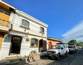 hostal sin fronteras