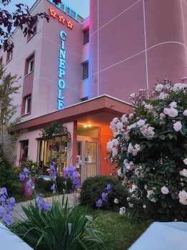 hotel cinepole
