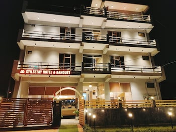 stiltstay hotel