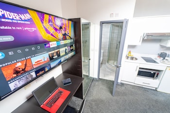 remarkable 1 bed studio in birmingham