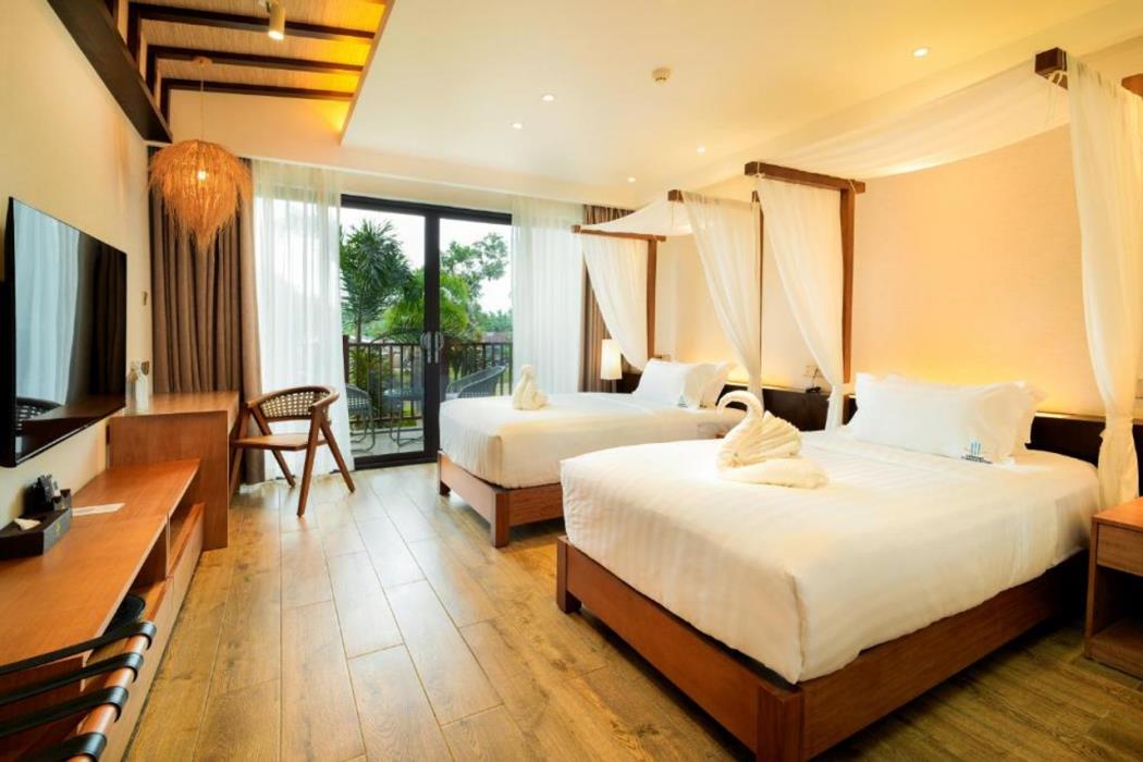 H Resort - The Coral Cliff,Calape>>Bohol,2.5 star