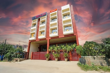 Fabhotel Trijal Inn,Transport Nagar,3 star