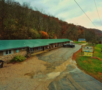 Sportsmen Motel