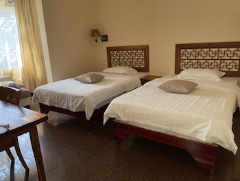 Riverside Retreat Hotel,Yangshuo>>Guilin,3 star