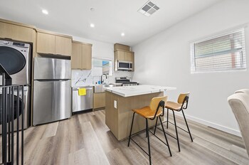 downtown la stylish bedrooms