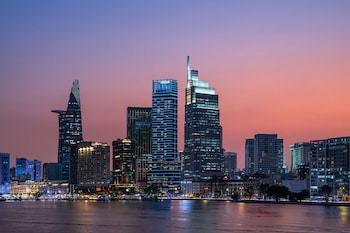hilton saigon