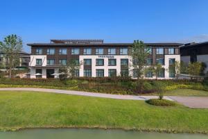 fairfield by marriott yangzhou slender west lake