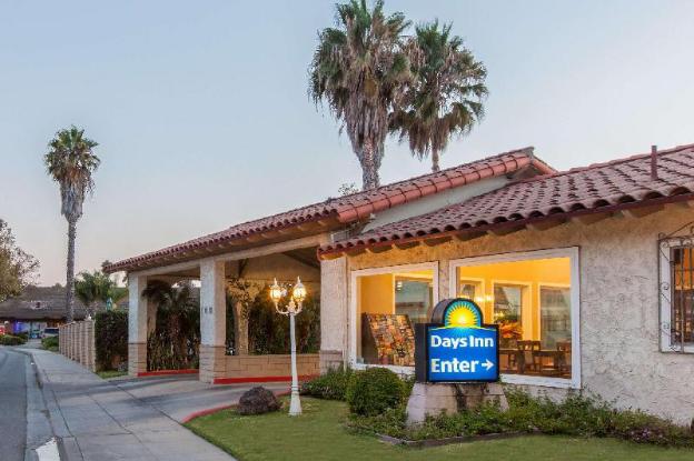 Days Inn By Wyndham Camarillo - Ventura,Los Angeles>>Camarillo,2 star