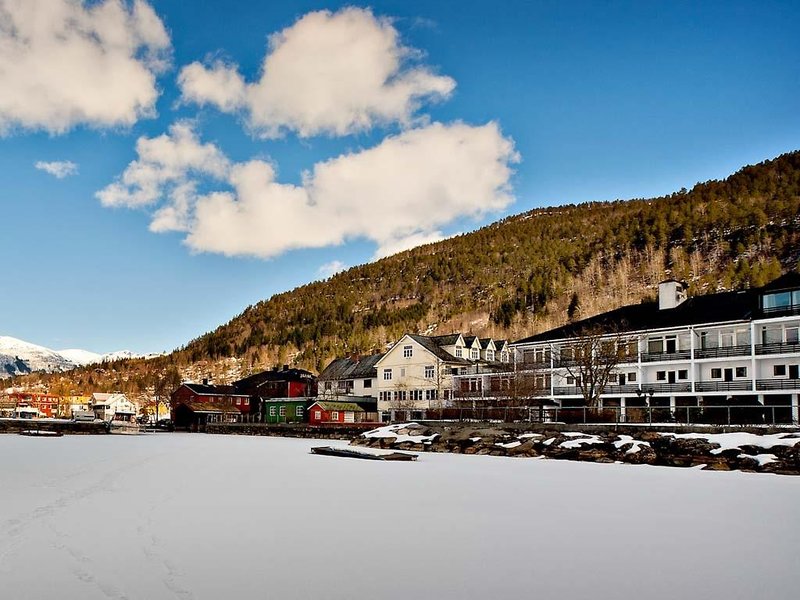 Havila Hotel Raftevold,Sandane>>Hornindal,4 star