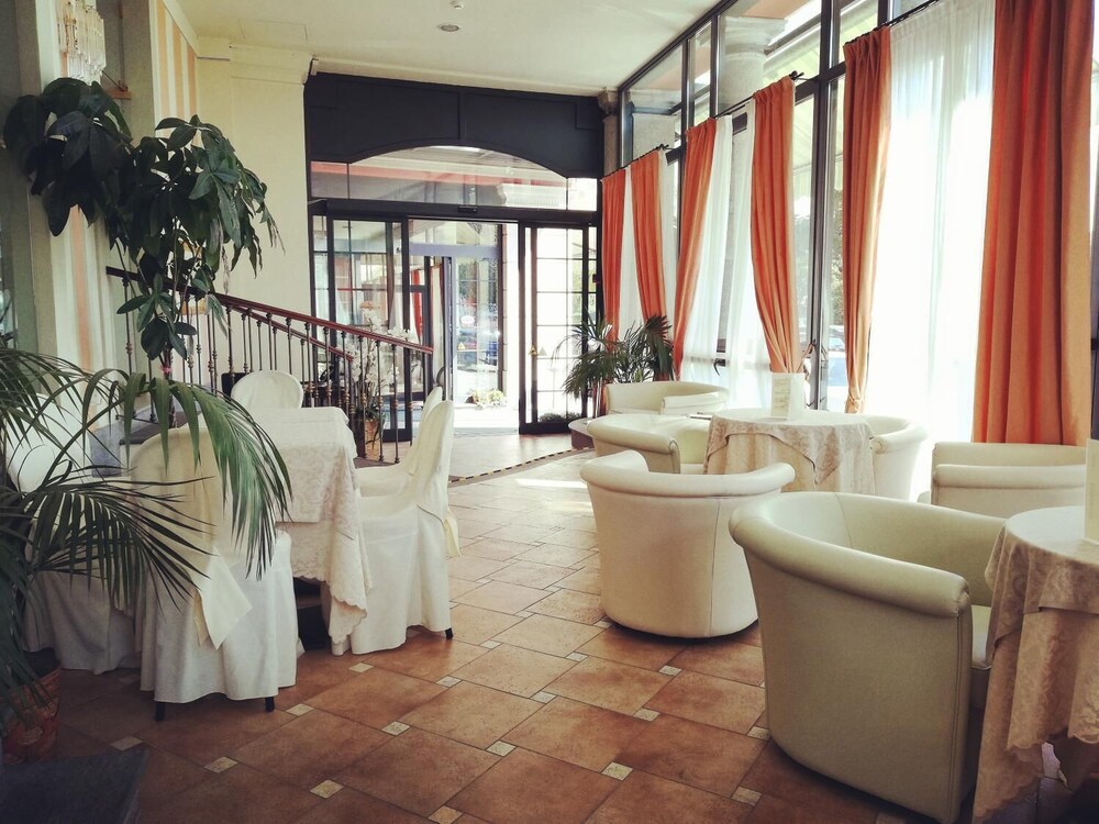 Hotel Belvedere San Gottardo,Pallanza>>Lake Maggiore,4 star